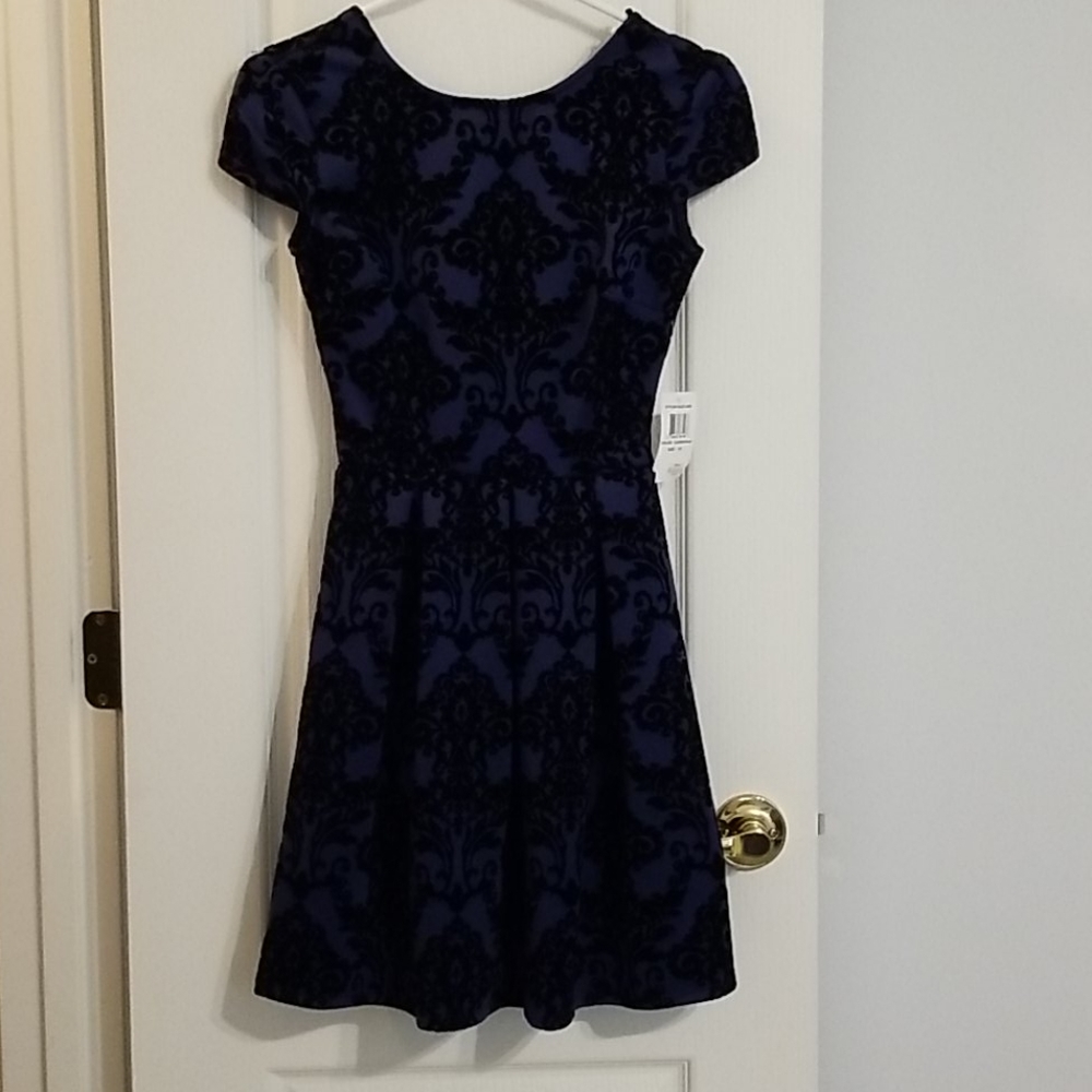B. Darling Dress